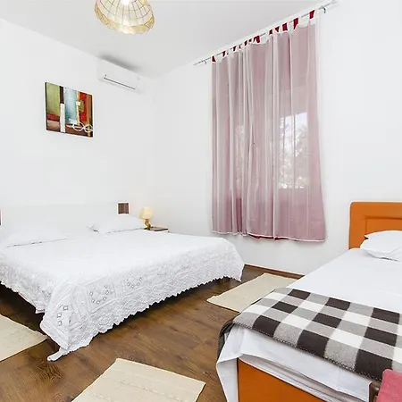 Διαμέρισμα Kairos *